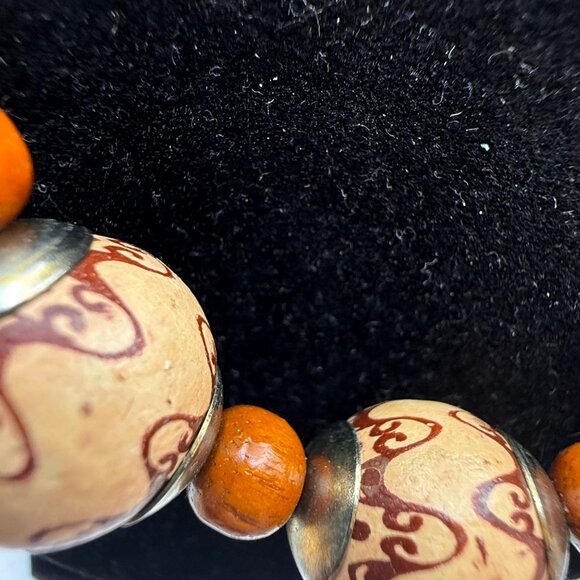 Vintage Boho Wooden Bead Statement Necklace Hand Painted Beads - Picture 4 of 8